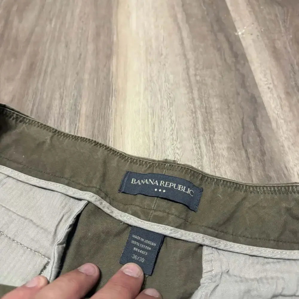 Banana Republic Men's Olive Green Chino Pants Size 36x30
